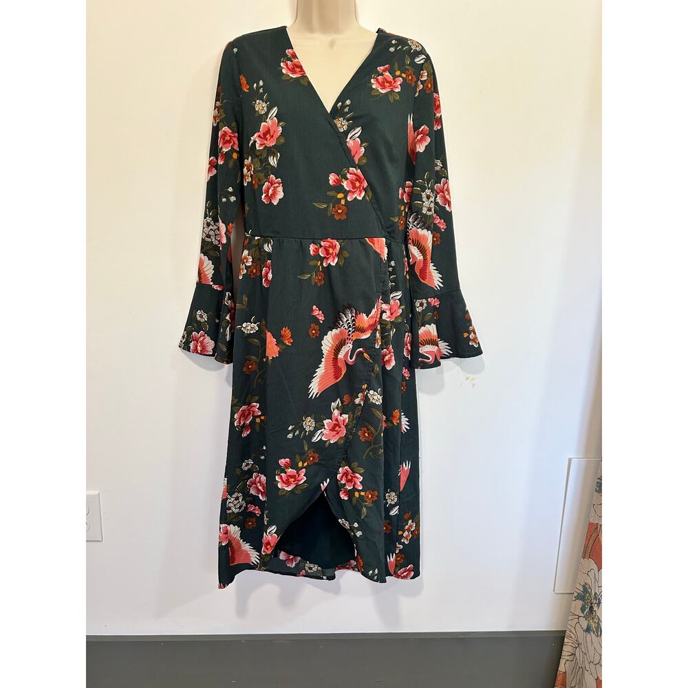 Beautiful Isla Maude Green and Coral Bird Faux Dress (M)